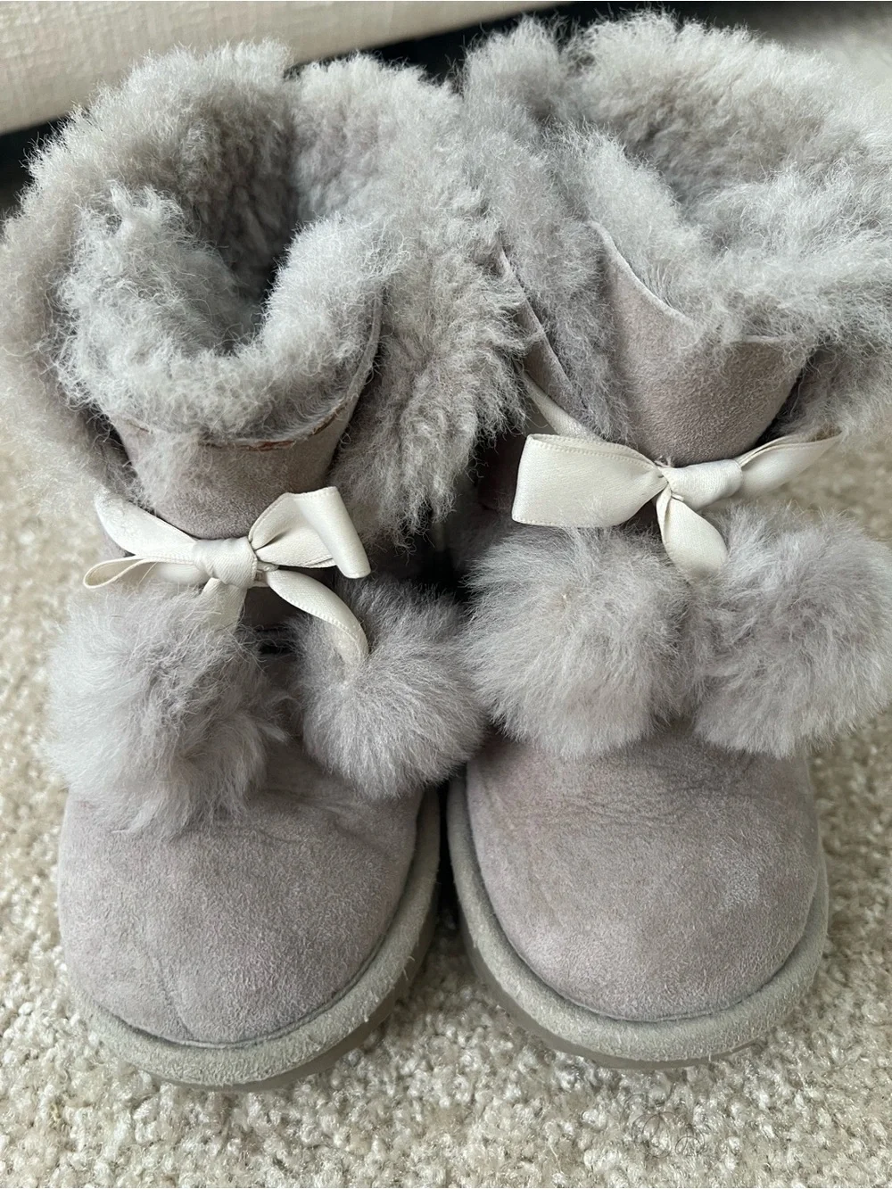 UGG Toddler Pom-Pom Shearling Boots - Light Gray